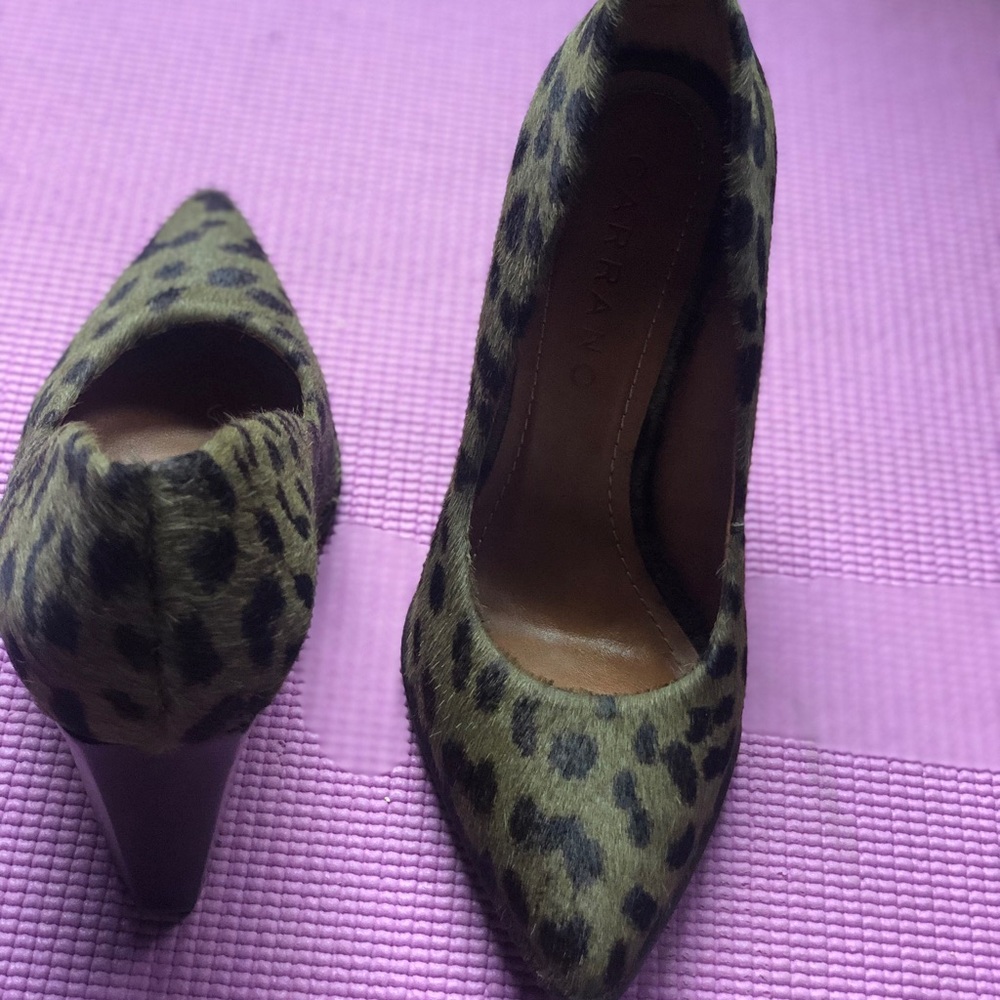 Carrano Leopard Pump - Picture 4 of 5